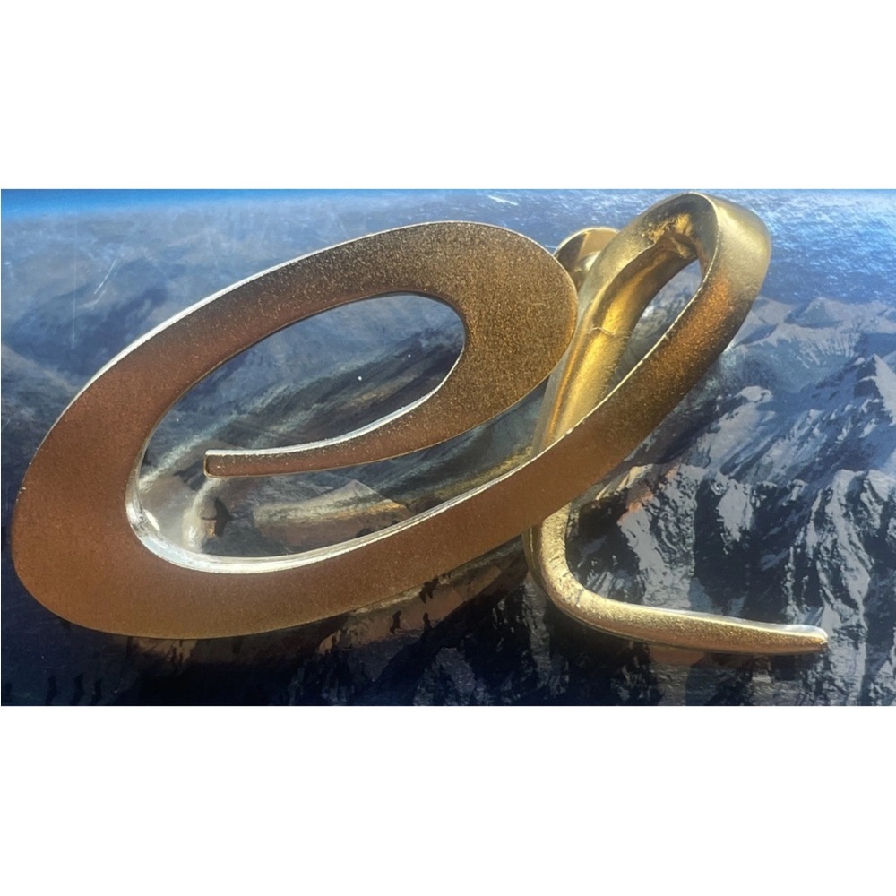 Vintage signed Lee Wolfe abstract gold tone matte brooch, extra large